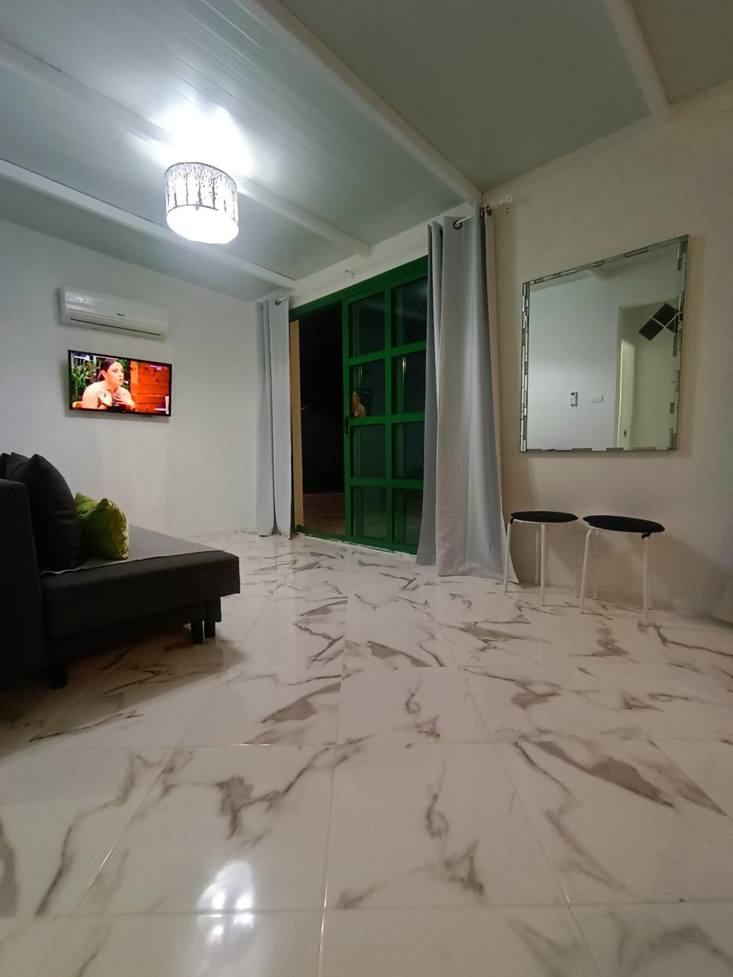 Casa Cristal